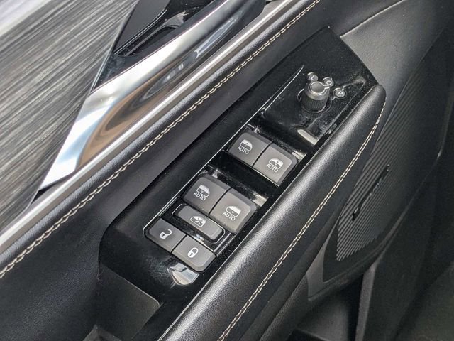 Used 2023 Jeep Wagoneer L Series III RWD image 19