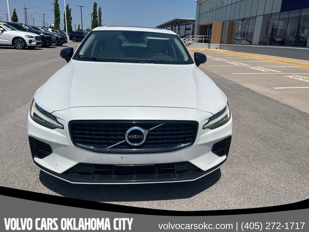 Used 2022 Volvo S60 T8 R-Design Expression w/ Premium Package AWD/4WD image 2