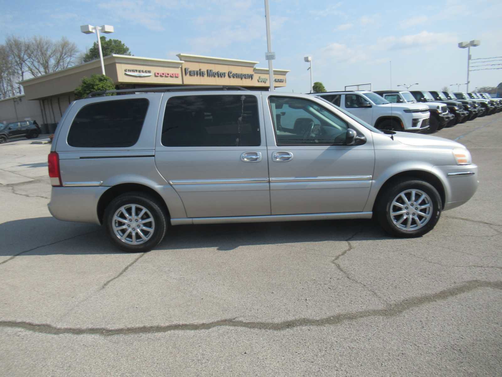Used 2005 Buick Terraza CX image 8