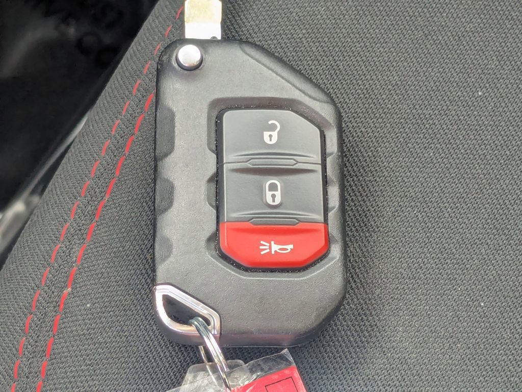 Used 2021 Jeep Wrangler Unlimited Rubicon image 24