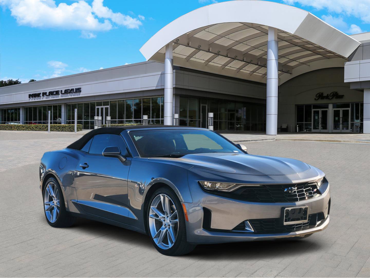Used 2020 Chevrolet Camaro LT w/ RS Package image 2