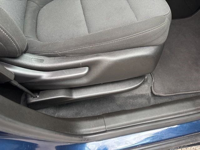 Used 2022 Chevrolet Traverse LT w/ Midnight/Sport Edition image 41