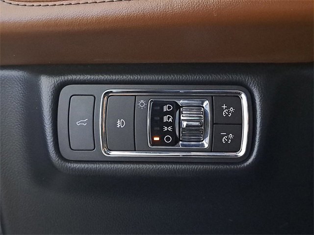 Used 2021 Lincoln Aviator Reserve w/ Equipment Group 201A image 25