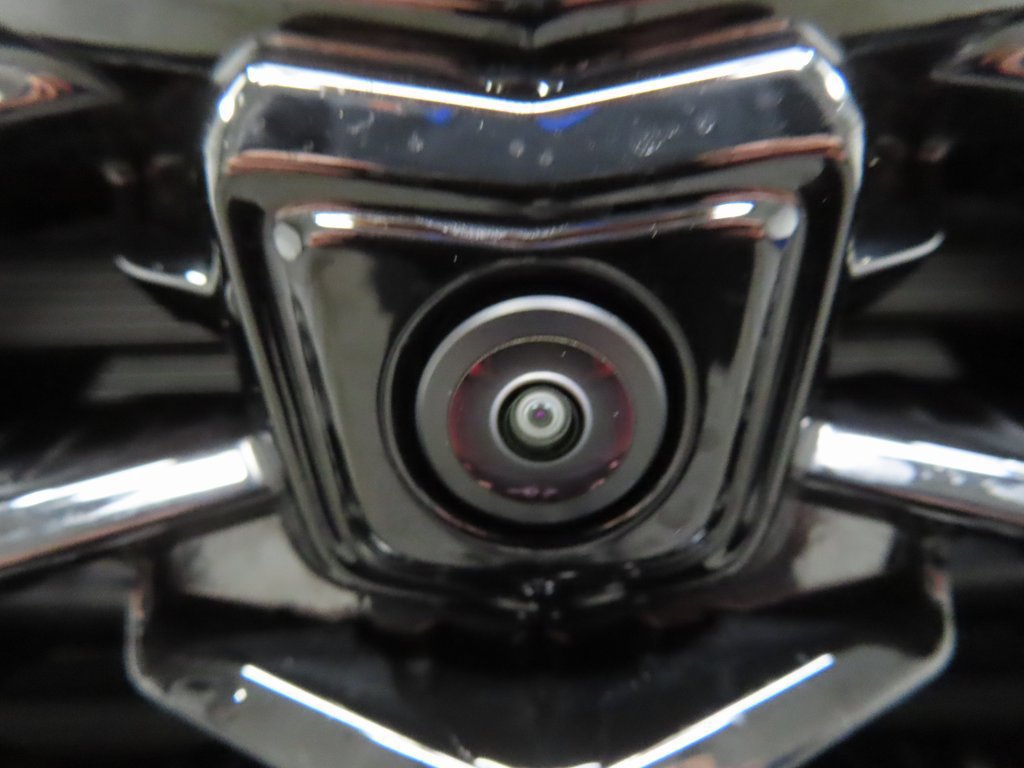 Used 2026 Cadillac Escalade Platinum Sport w/ LPO, Floor Liner Package AWD/4WD image 45