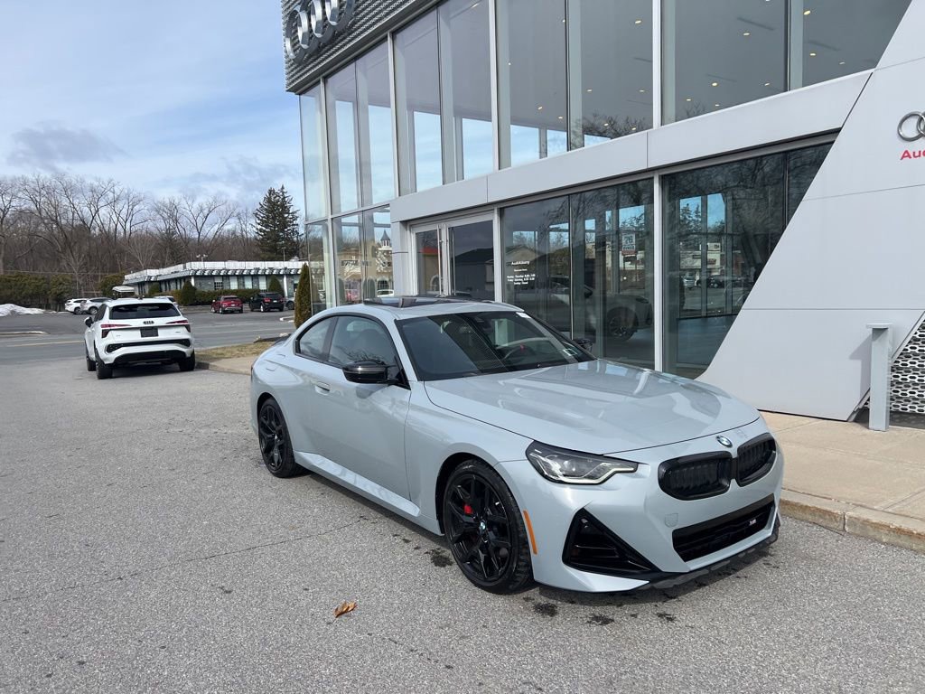 Used 2025 BMW M240i xDrive M240i w/ Premium Package image 5