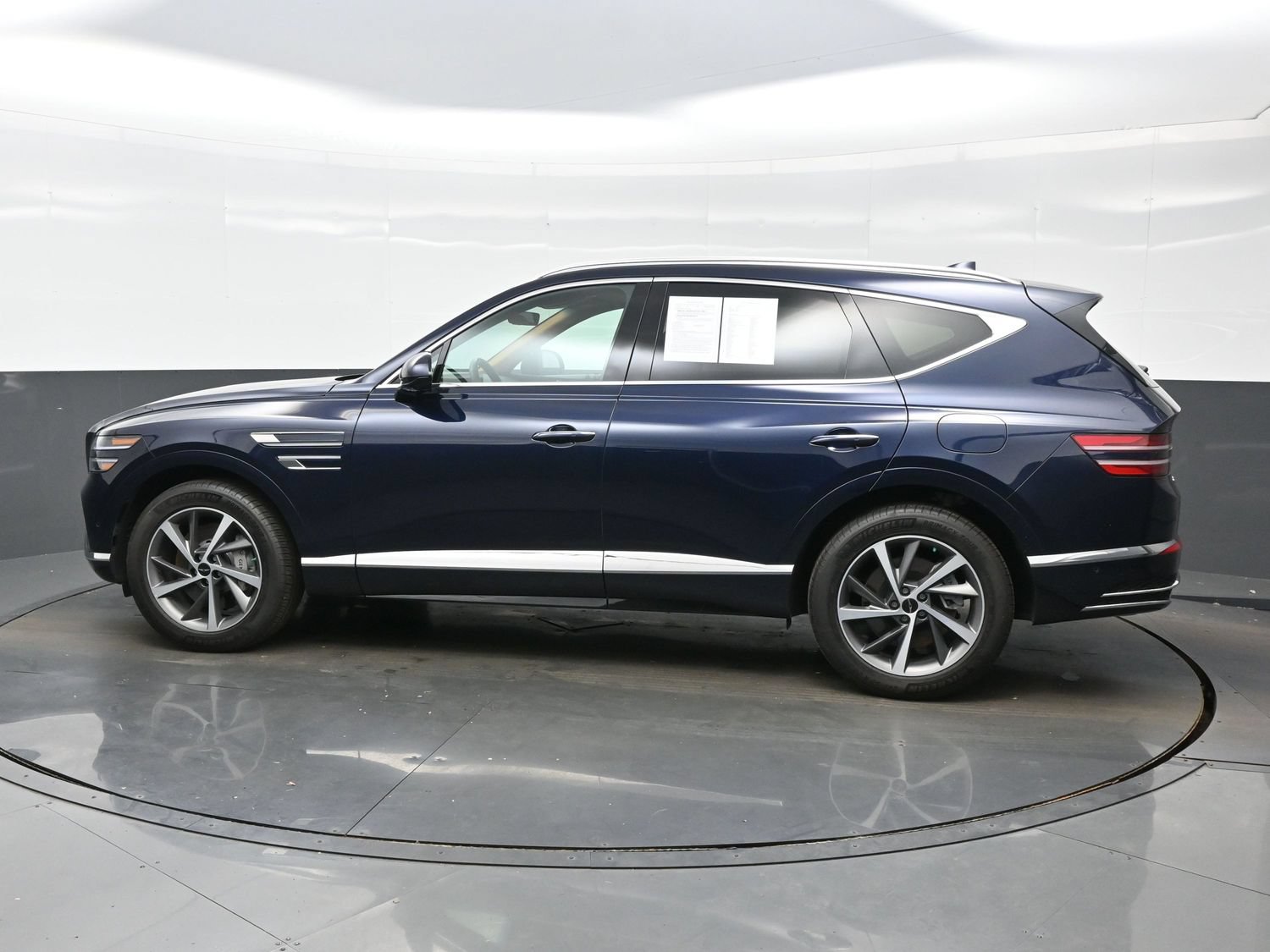 Used 2026 Genesis GV80 2.5T Advanced AWD/4WD image 3