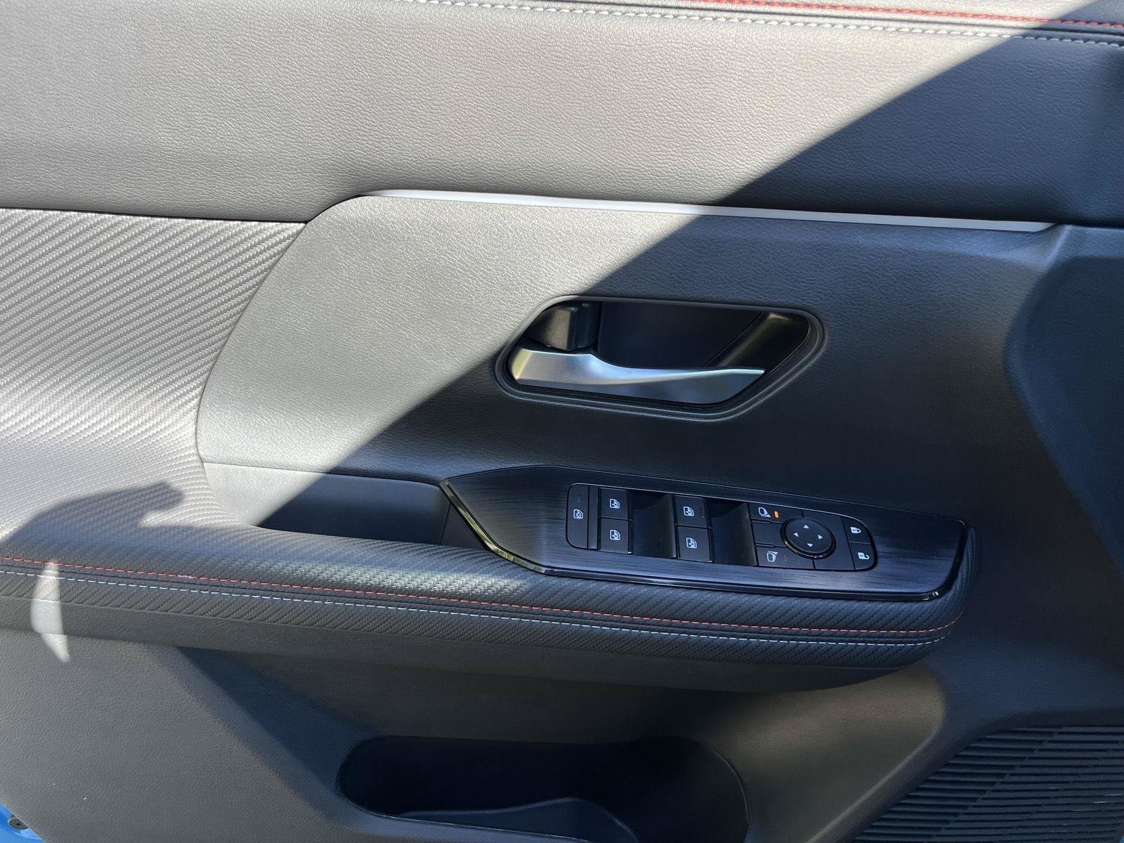 New 2027 Nissan Kicks SR AWD/4WD image 19