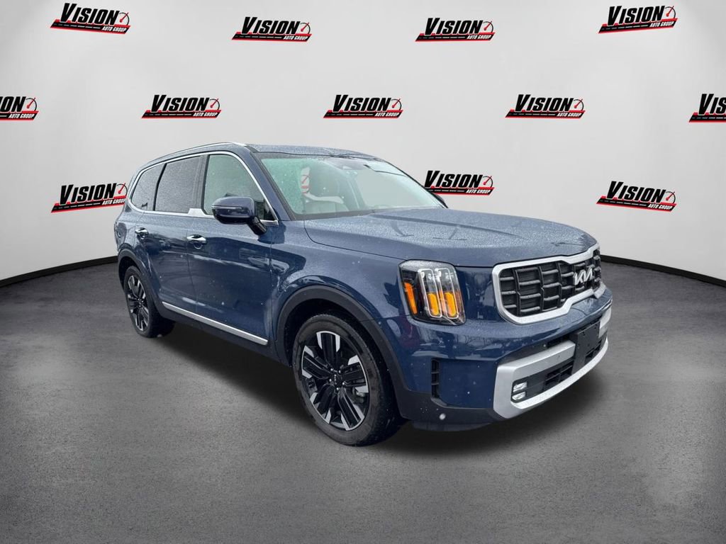 Used 2024 Kia Telluride SX Prestige w/ Towing Package image 3