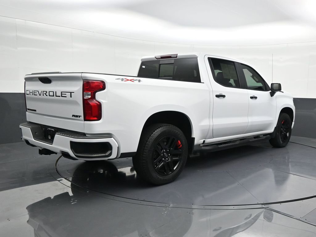 Used 2023 Chevrolet Silverado 1500 RST w/ Redline Edition AWD/4WD image 5