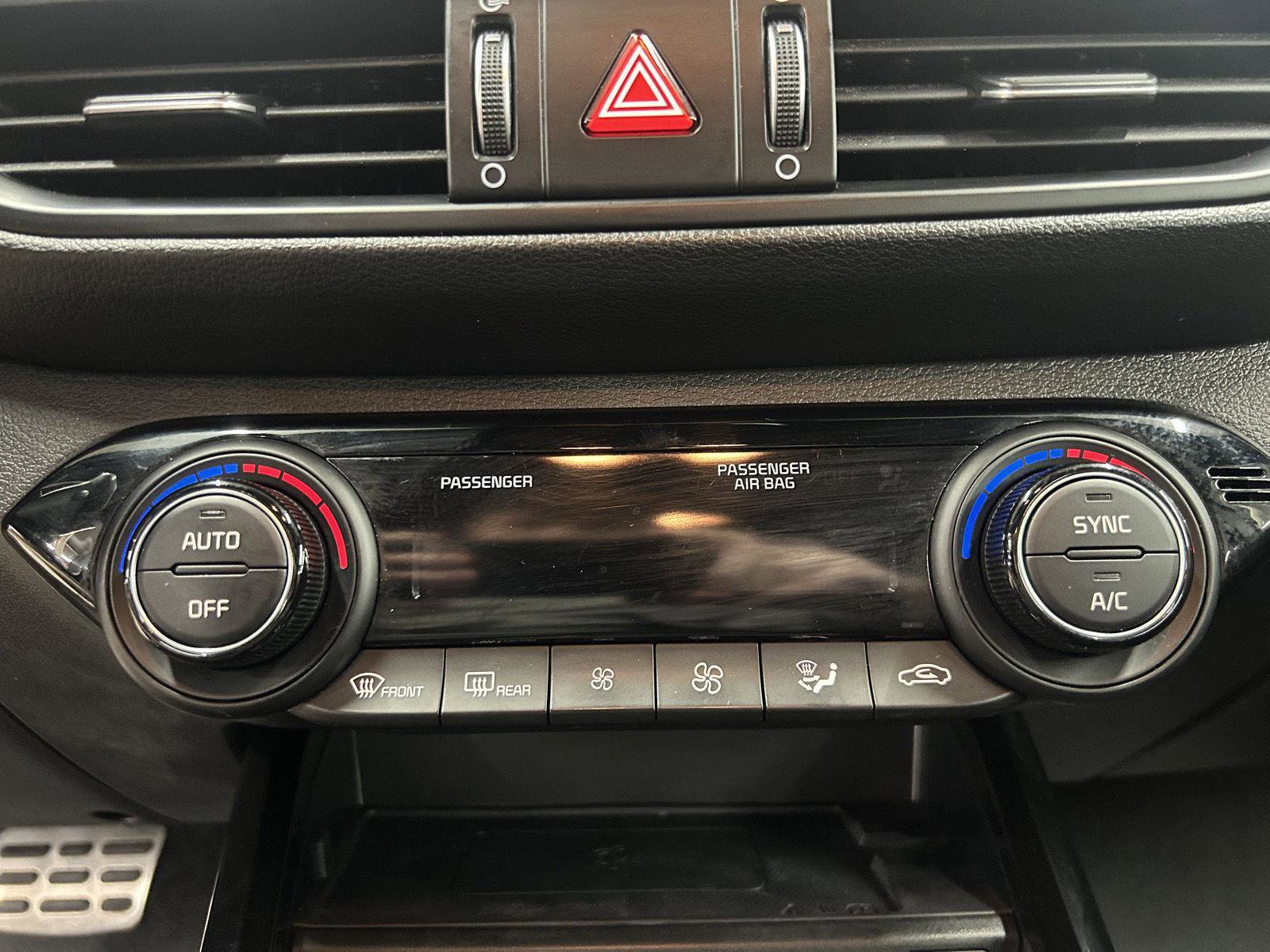 Used 2022 Kia Forte GT image 17