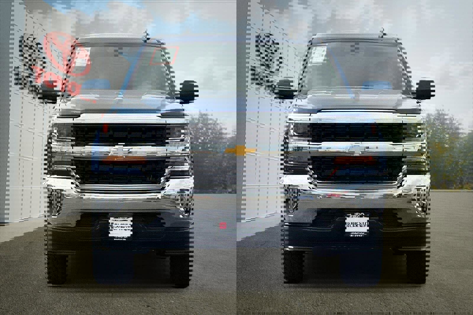 Used 2018 Chevrolet Silverado 1500 LT w/ All Star Edition image 8