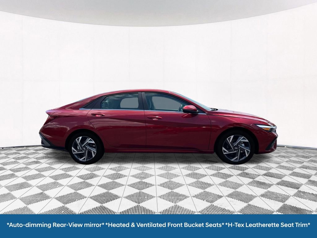 New 2025 Hyundai Elantra Limited image 15