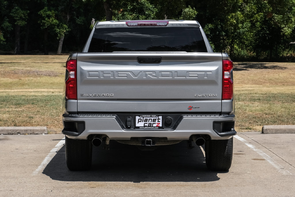 Used 2024 Chevrolet Silverado 1500 Custom RWD image 9