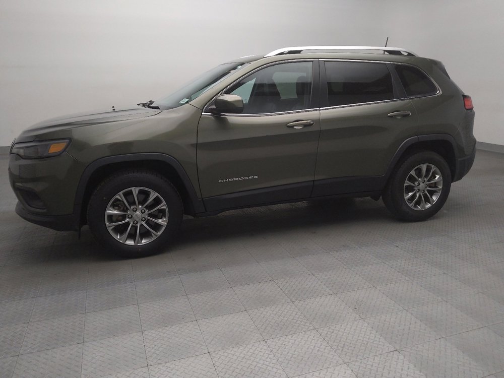 Used 2020 Jeep Cherokee Latitude Plus image 2