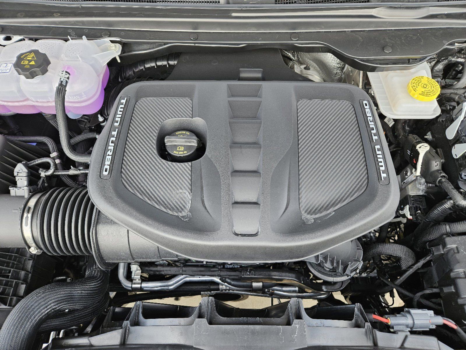 New 2025 RAM 1500 Limited image 28