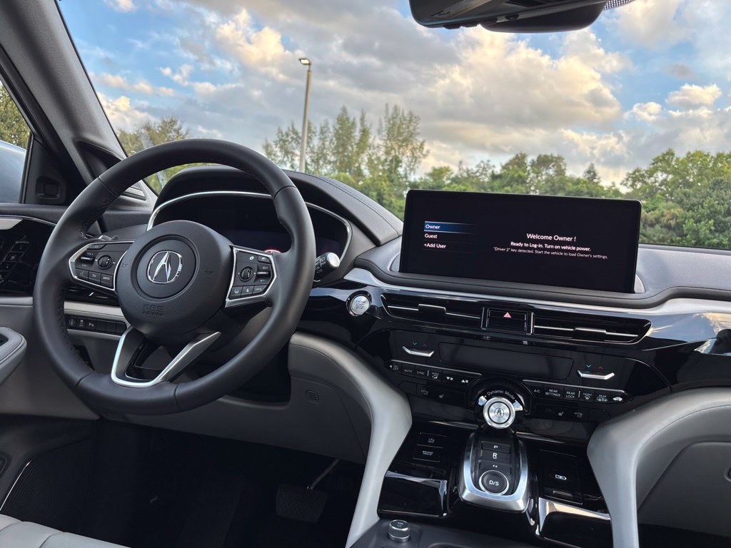 New 2026 Acura MDX w/ Technology Package FWD image 23