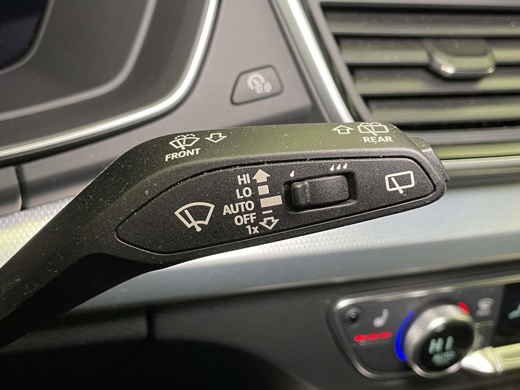 Certified 2025 Audi Q5 2.0T Premium Plus w/ Premium Plus Package image 42