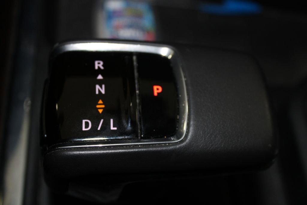 Used 2022 GMC Sierra 1500 SLT AWD/4WD image 31