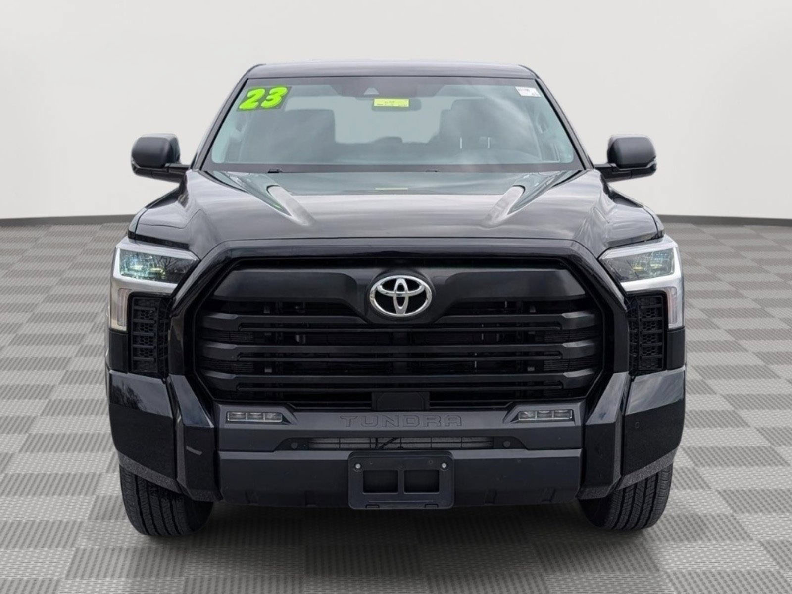 Used 2023 Toyota Tundra SR5 w/ SR5 Convenience Package AWD/4WD image 8