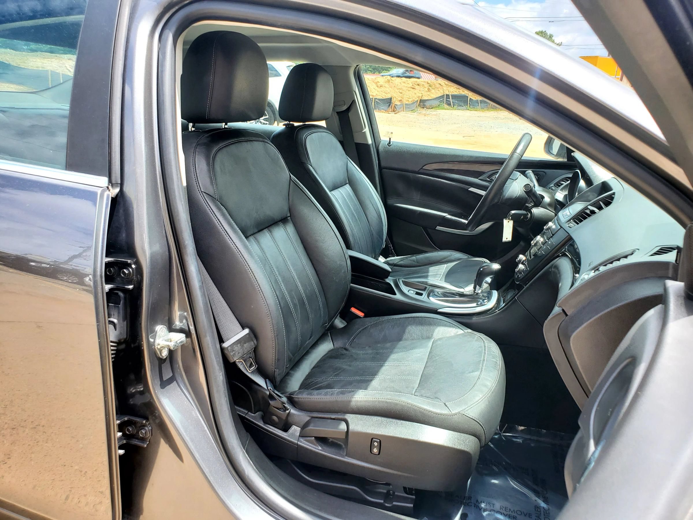 Used 2011 Buick Regal CXL FWD image 28