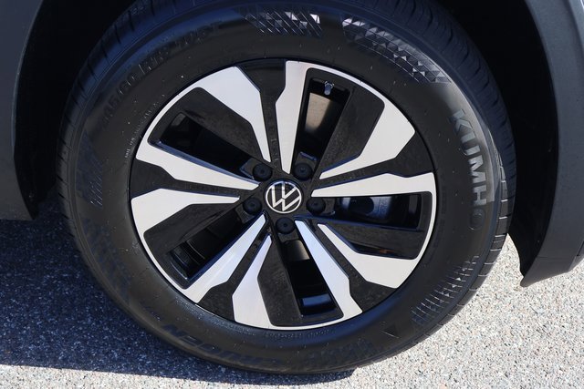 New 2026 Volkswagen Atlas SE image 9