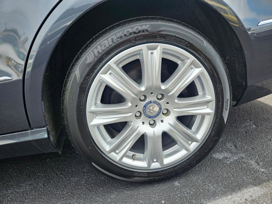 Used 2012 Mercedes-Benz E 350 4MATIC Wagon image 28
