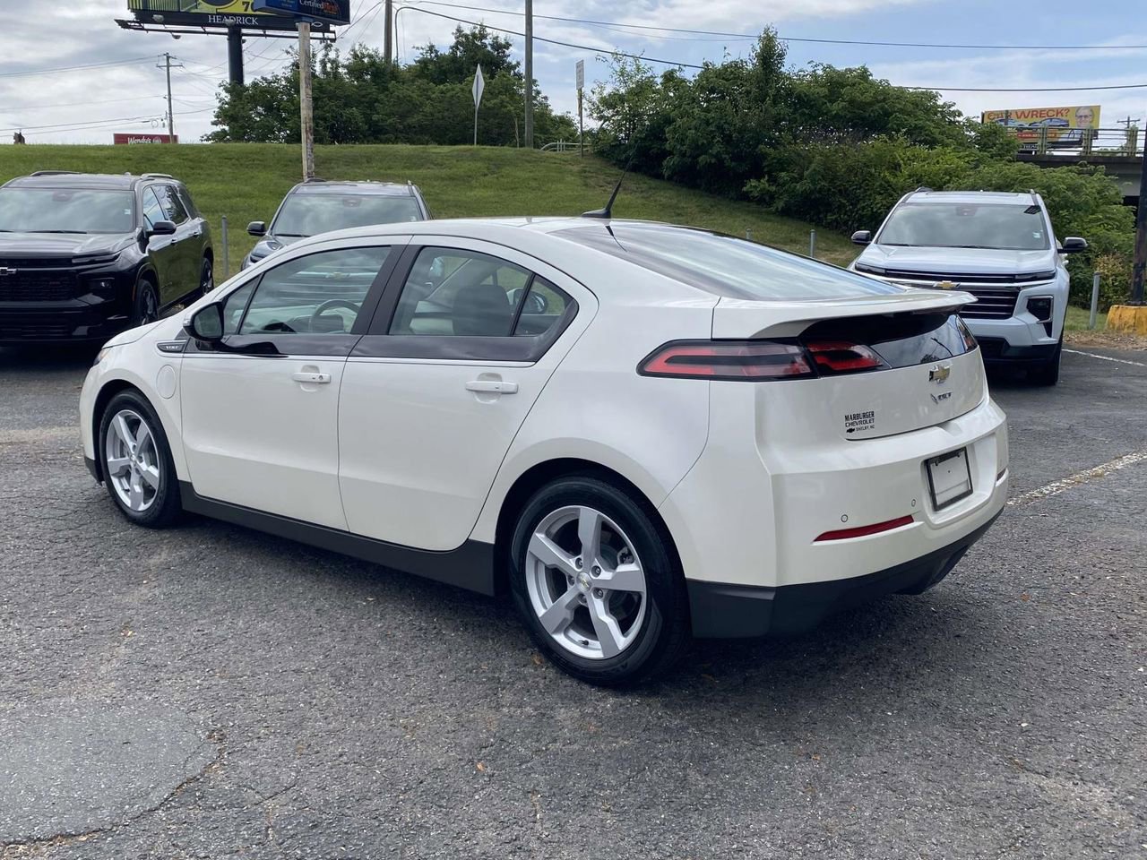 Used 2013 Chevrolet Volt Premium w/ Premium Trim Package FWD image 4