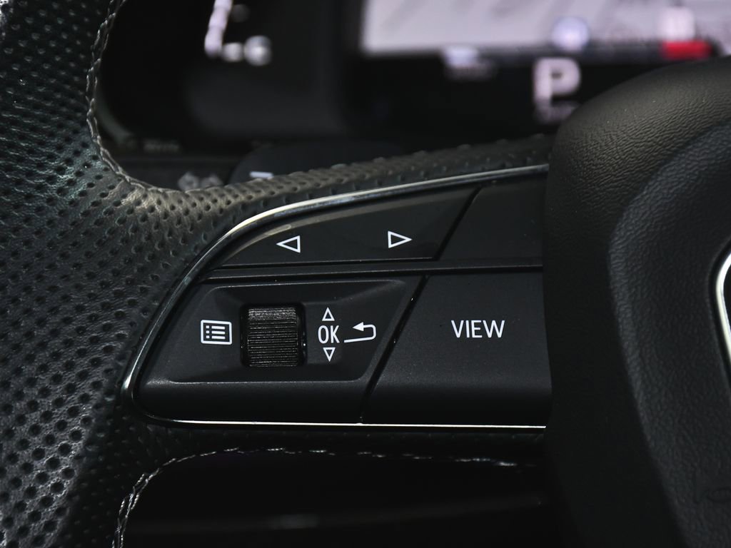 Used 2023 Audi SQ7 Prestige image 39