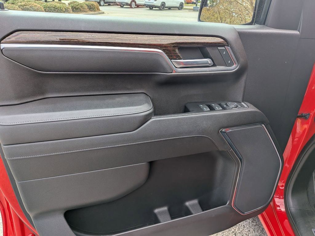 Used 2023 GMC Sierra 1500 Elevation image 13