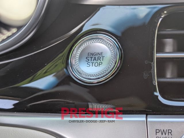 Used 2024 Genesis G70 2.5T image 23