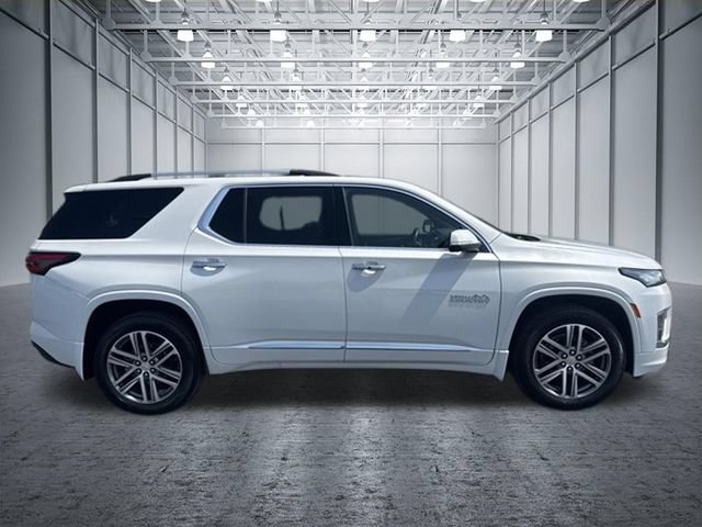 Used 2023 Chevrolet Traverse High Country w/ LPO, Floor Liner Package FWD image 6