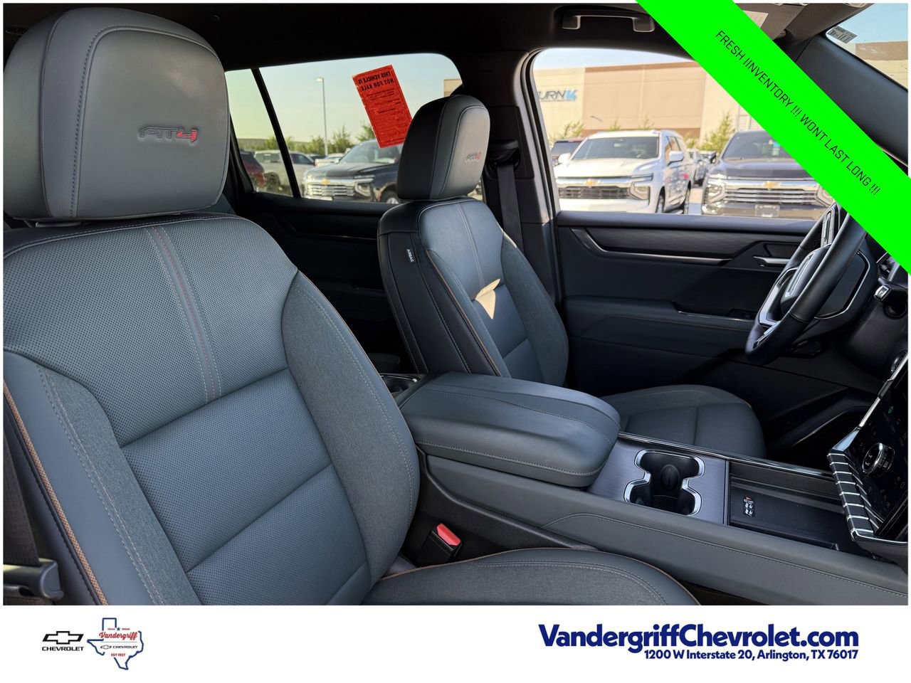 Used 2025 GMC Acadia AT4 AWD/4WD image 21