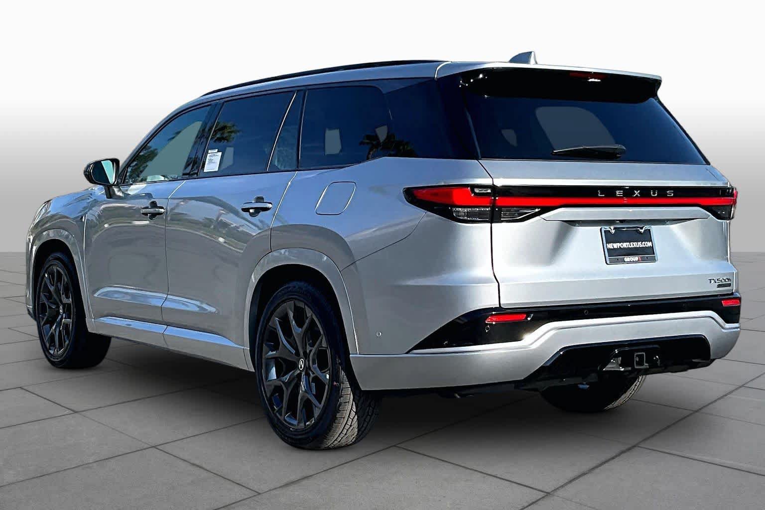 New 2026 Lexus TX 500h AWD image 7