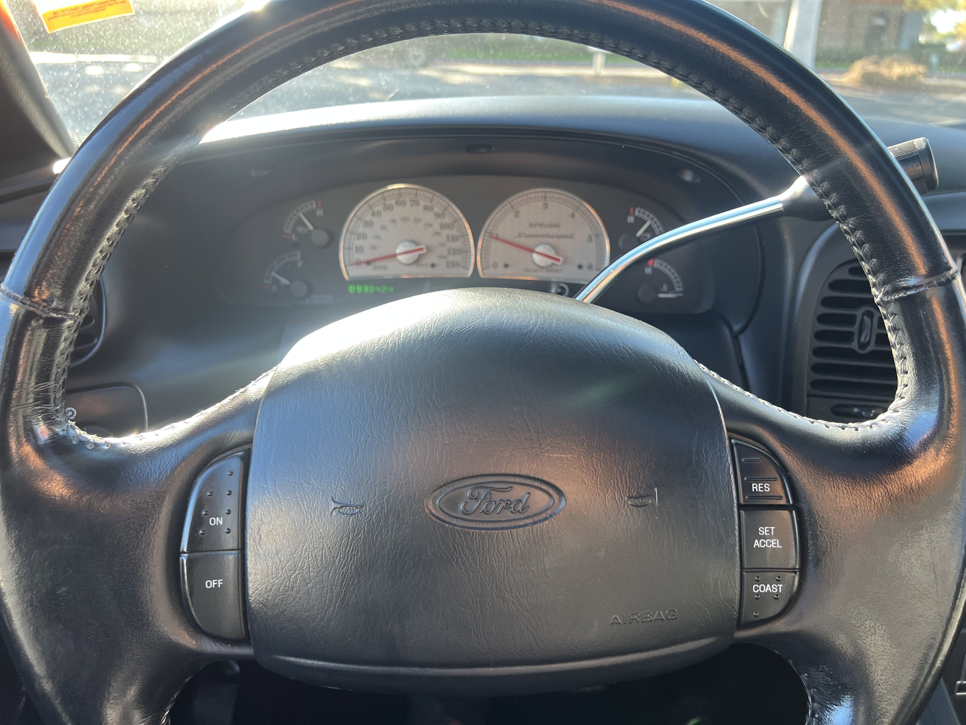 Used 2002 Ford F150 Harley-Davidson RWD image 27
