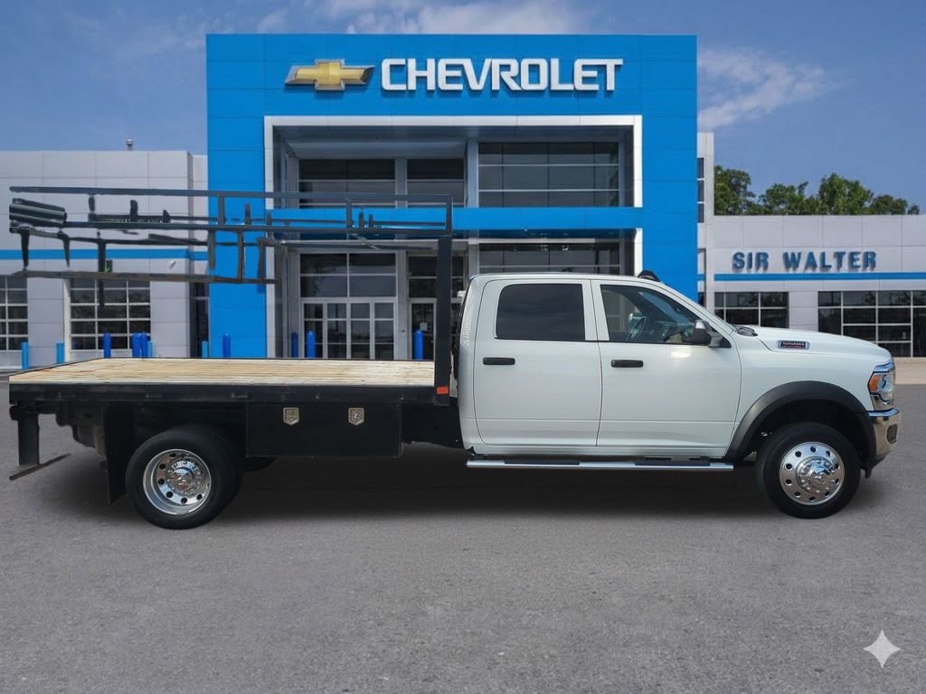 Used 2022 RAM 5500 Tradesman w/ Chrome Appearance Group image 7