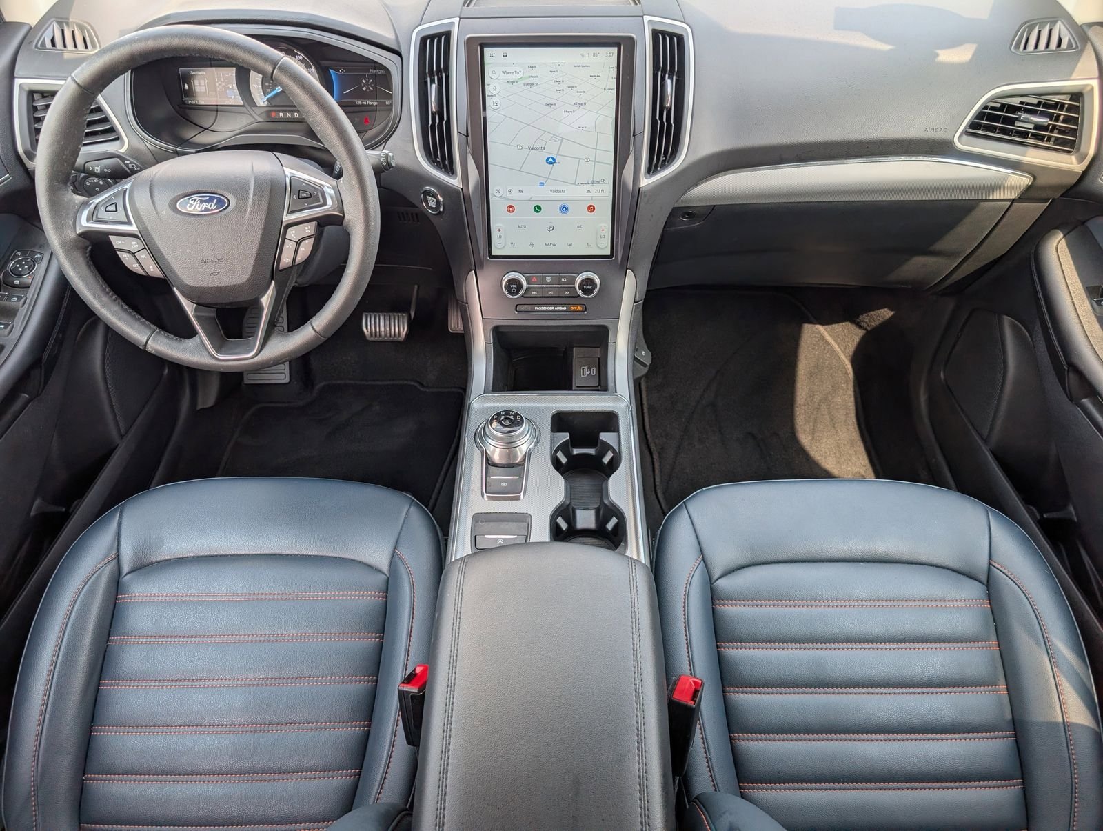 Used 2022 Ford Edge SEL w/ Sport Appearance Package image 5