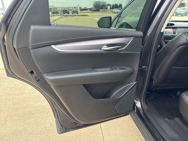 Used 2019 Cadillac XT5 Premium Luxury w/ Driver Assist Package image 15