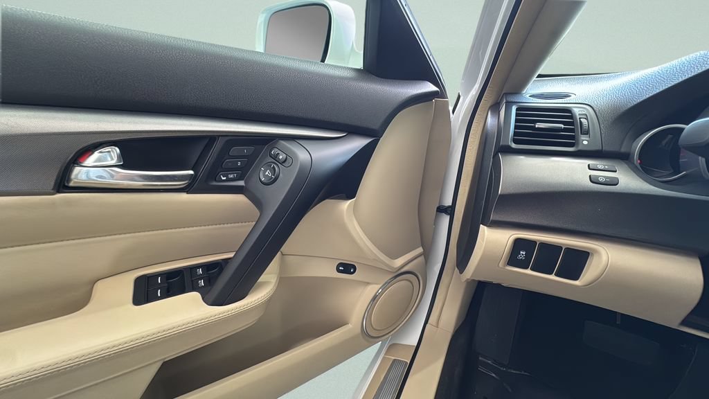 Used 2012 Acura TL w/ Technology Package FWD image 17
