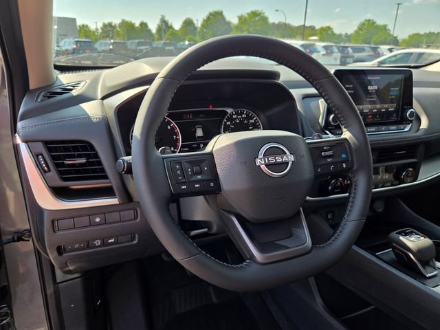 New 2026 Nissan Rogue SV AWD/4WD image 9