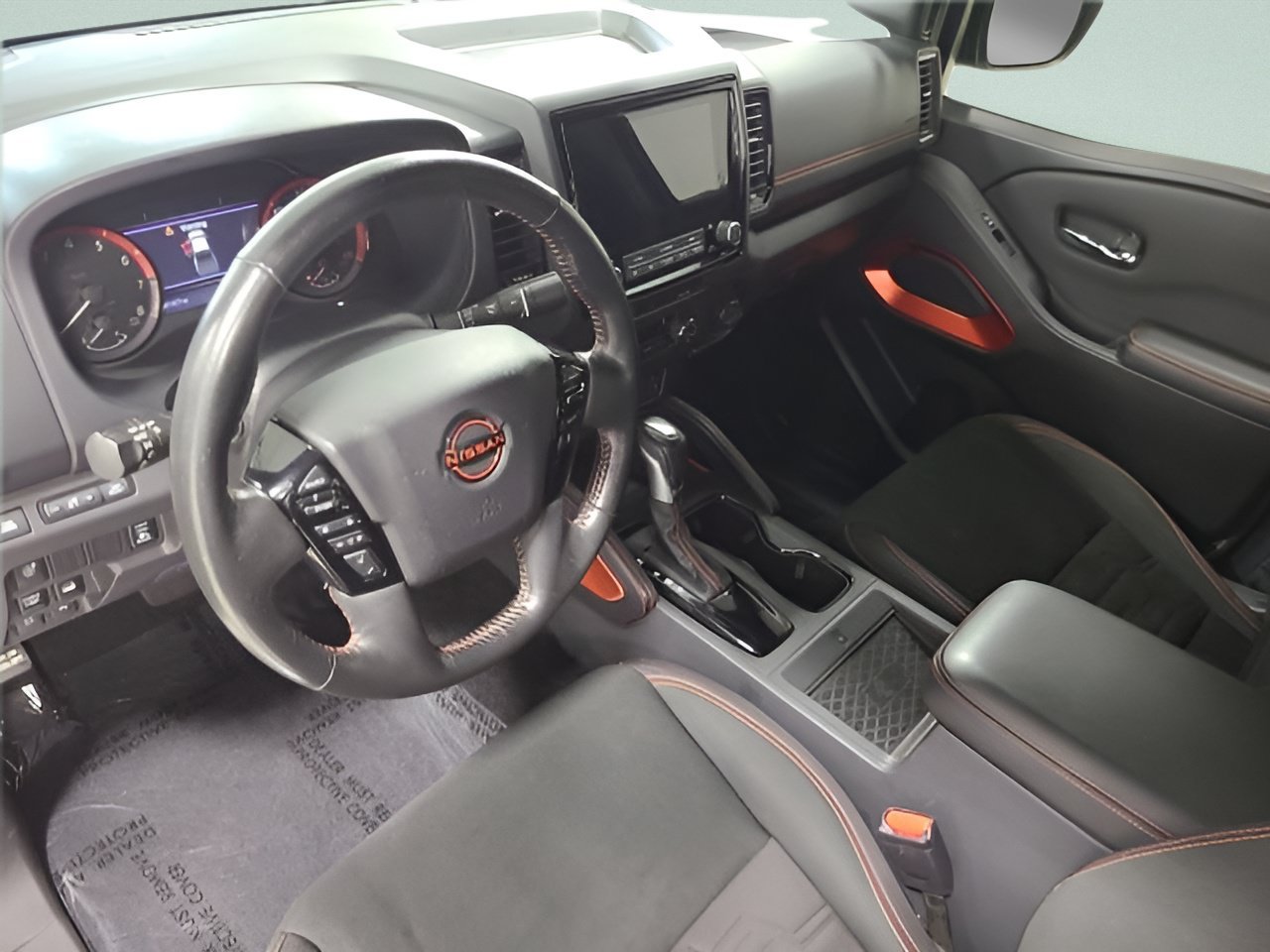 Used 2023 Nissan Frontier PRO-4X w/ Pro Convenience Package AWD/4WD image 22