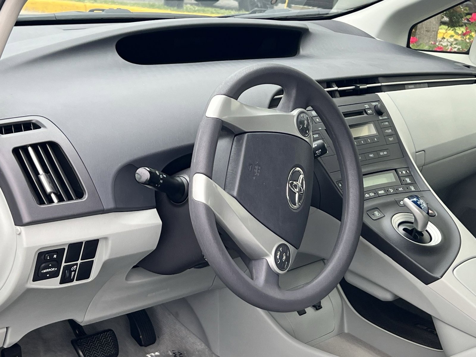 Used 2011 Toyota Prius Two FWD image 13