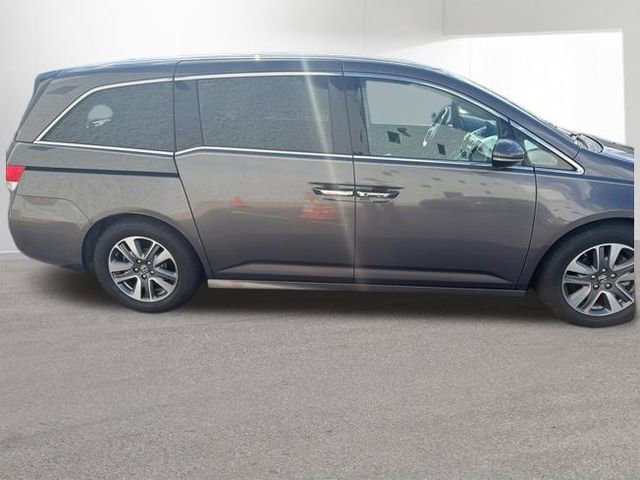 Used 2016 Honda Odyssey Touring Elite image 5