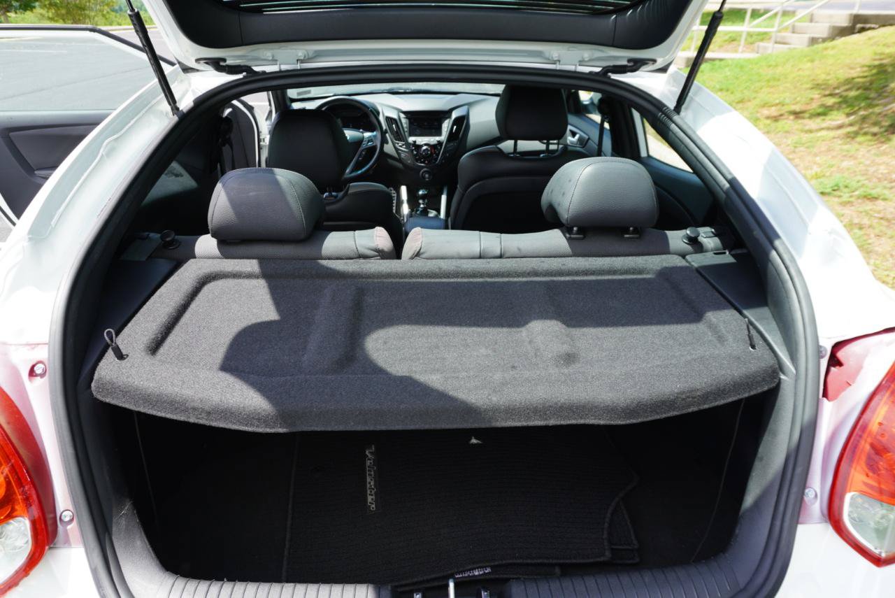 Used 2016 Hyundai Veloster Turbo FWD image 28