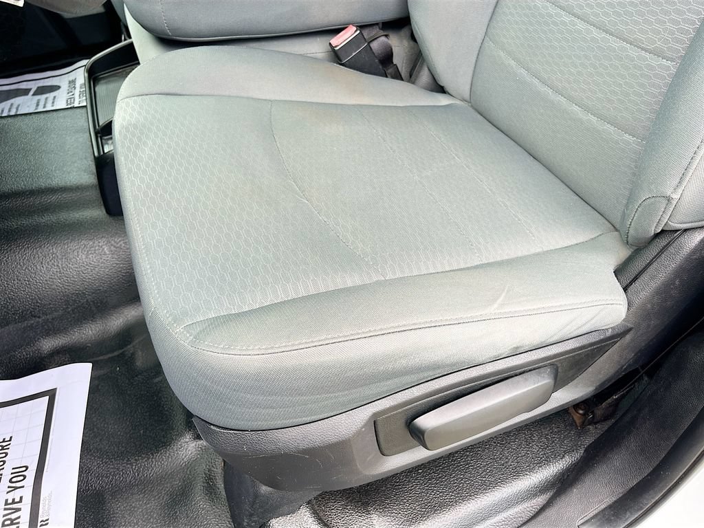 Used 2017 RAM 2500 Tradesman w/ Chrome Appearance Group AWD/4WD image 18