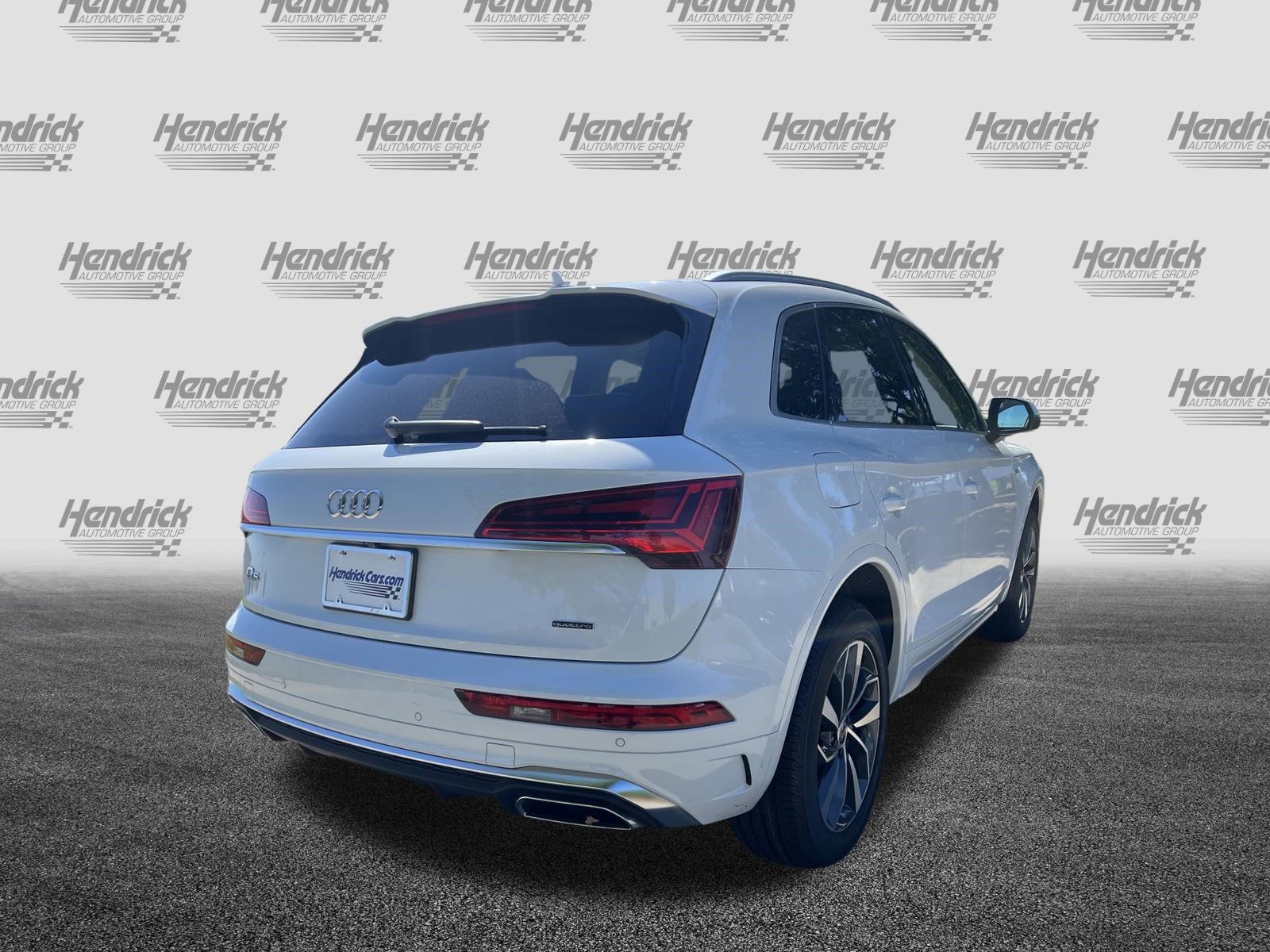 Certified 2023 Audi Q5 2.0T Premium Plus w/ Premium Plus Package AWD/4WD image 9