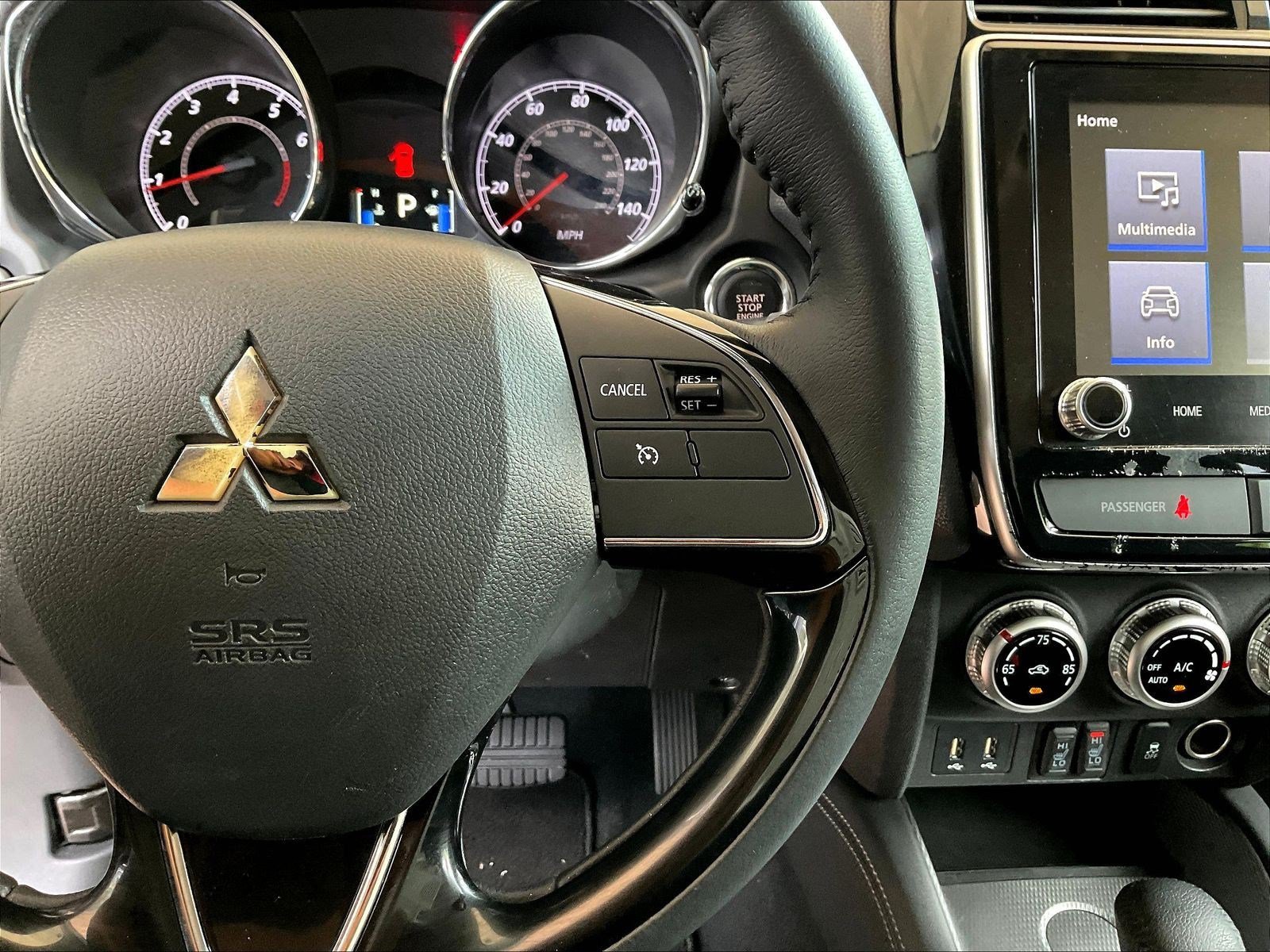 Used 2021 Mitsubishi Outlander Sport SE FWD image 11