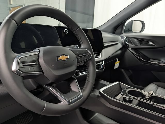 New 2027 Chevrolet Equinox LT FWD image 16