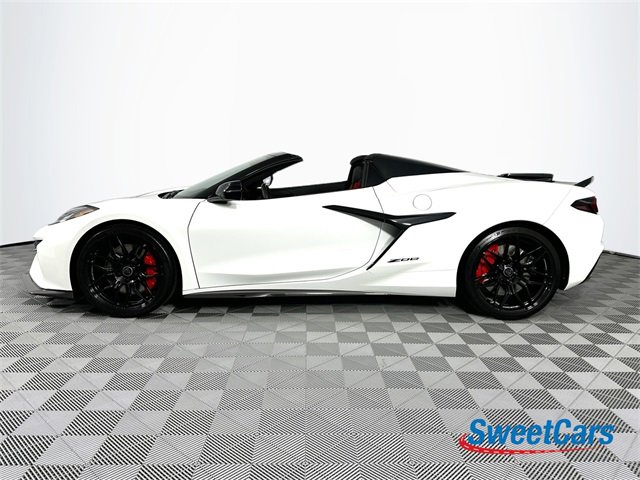 Used 2024 Chevrolet Corvette Z06 image 4