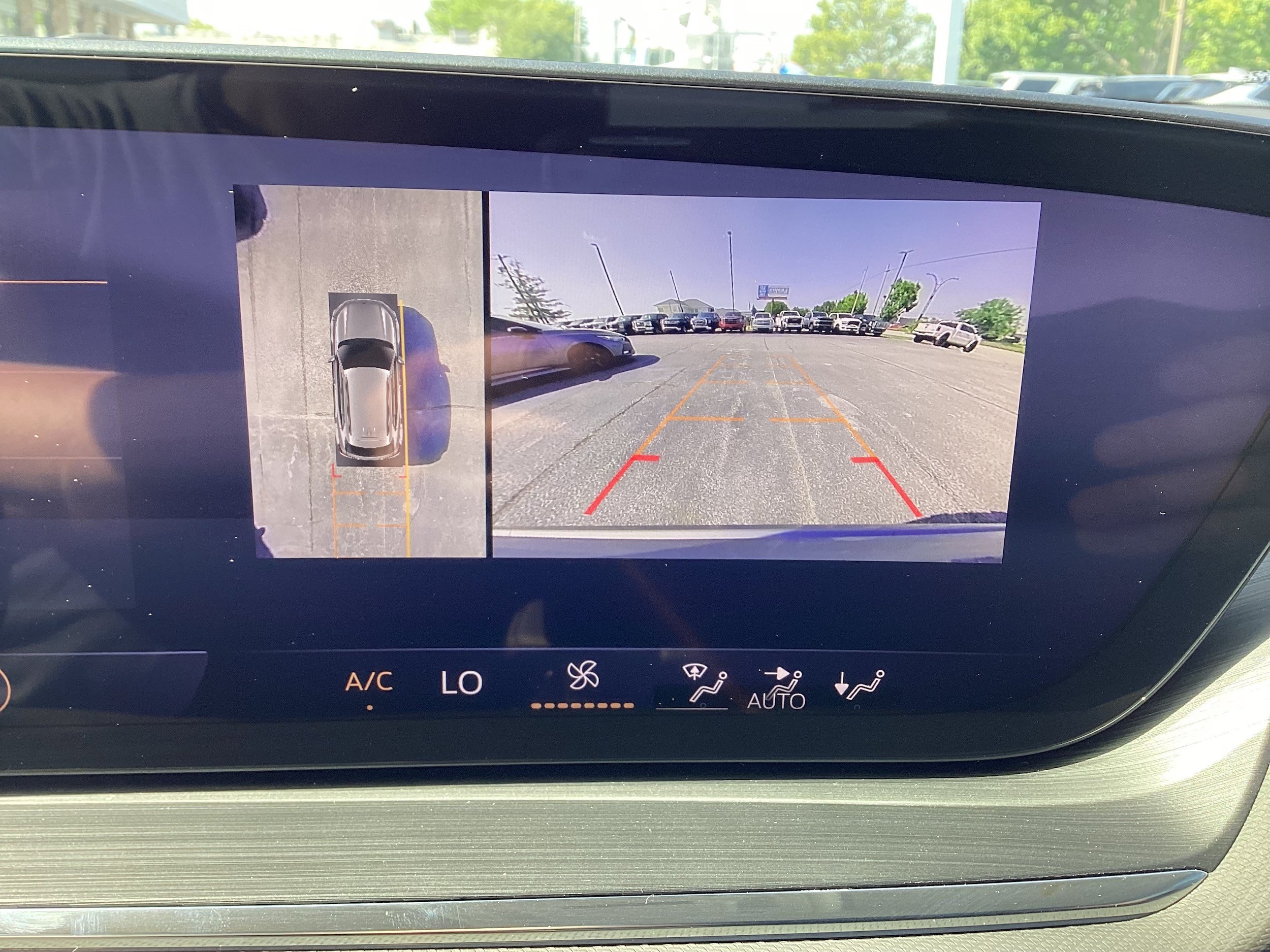 Used 2025 Buick Envision Preferred AWD/4WD image 21