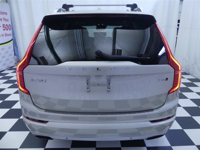 Used 2016 Volvo XC90 T6 Momentum w/ Momentum Plus Package AWD/4WD image 5